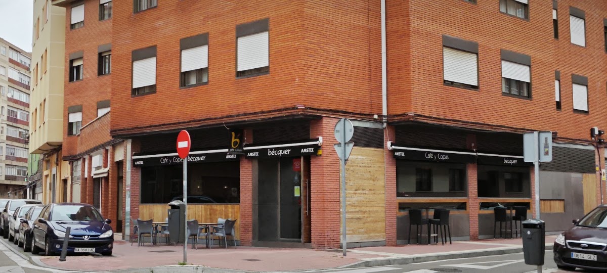 Café y Copas Bécquer